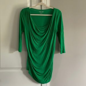 Apt 9 Green Top